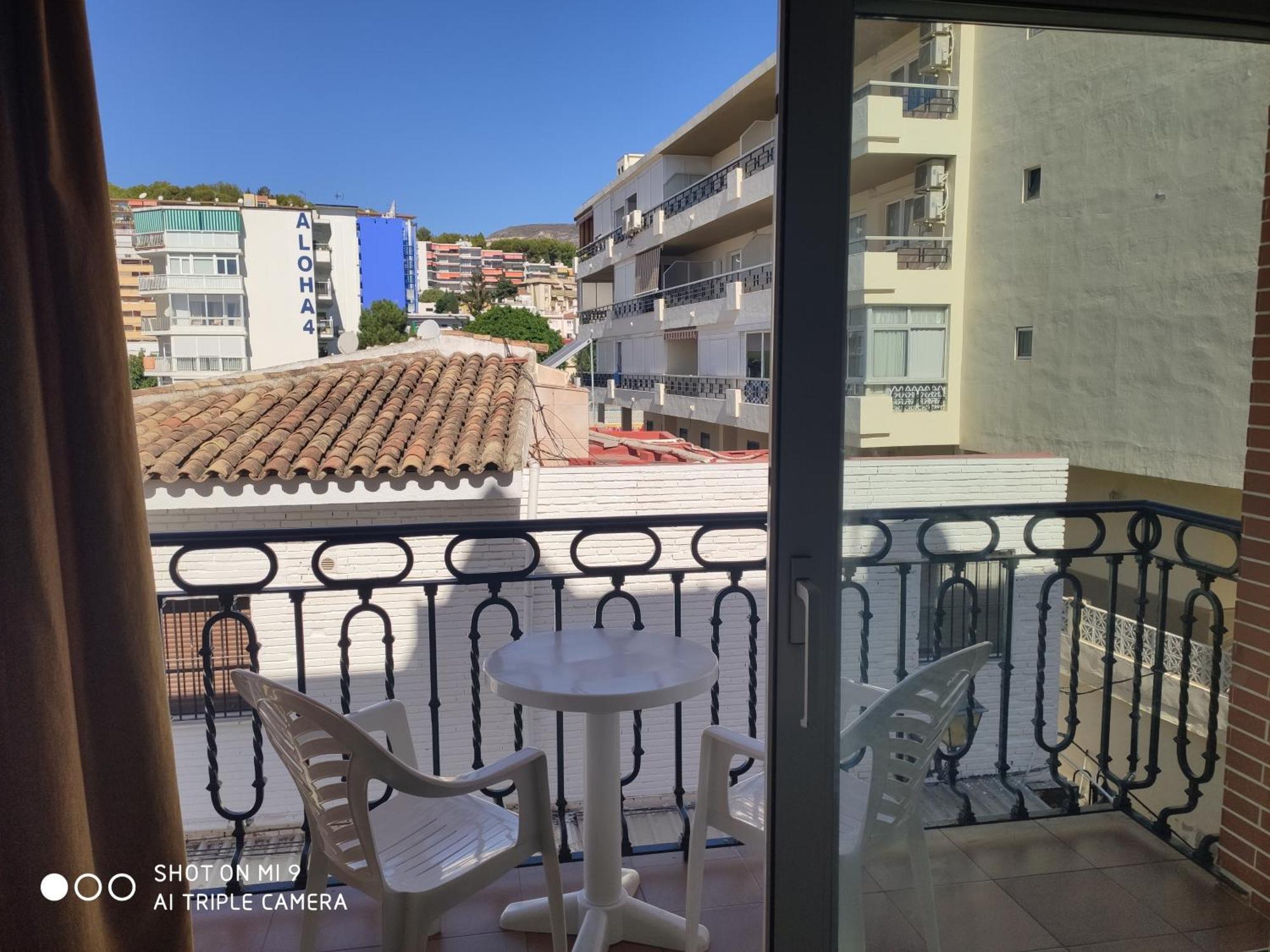 Apartamentos Leonor Carihuela Torremolinos Habitación foto